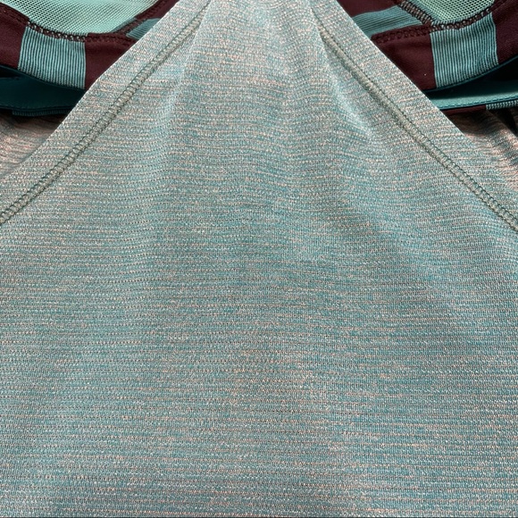 Lululemon 2-in-Run Tank - Blue - Size 6 - Picture 7 of 10